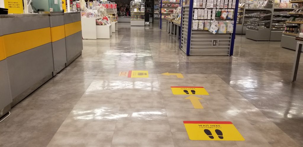 11月24日 ロフト吉祥寺店様の定期清掃を行わせて頂きました。